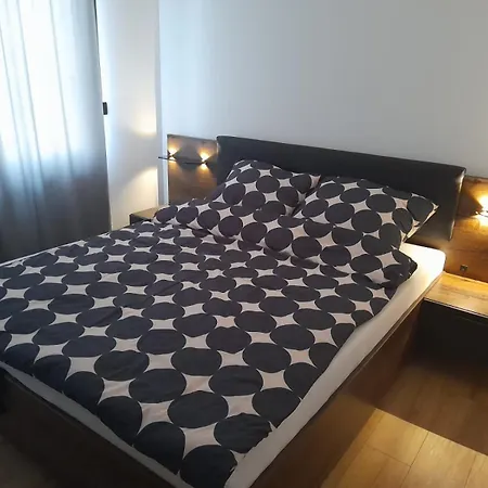 Apartment Nowy Luksusowy Z Tarasem I Ogrodem Prywatny Parking Zerniki *